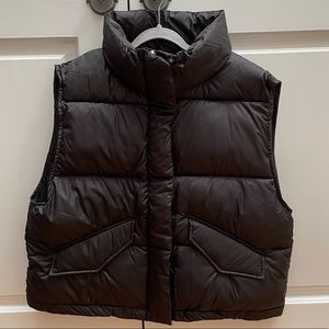 NWT H&M Black Puffy Vest